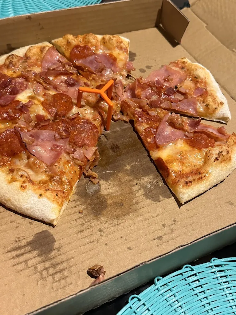 Tracy Cowan_Las Tres Amigas_Antigua La_review