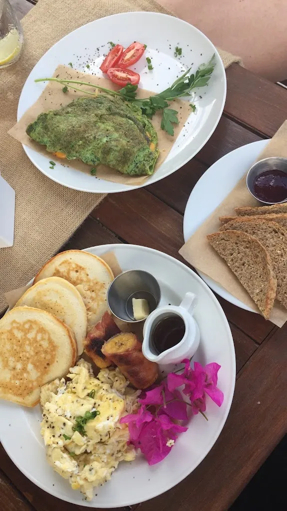 Menu_Garden Grill_Antigua La_image_8