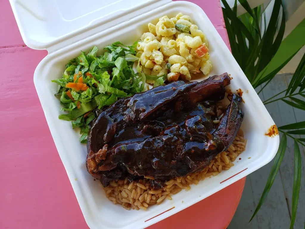 Menu_D'cravinz Restaurant & Bar_Antigua La_image_9