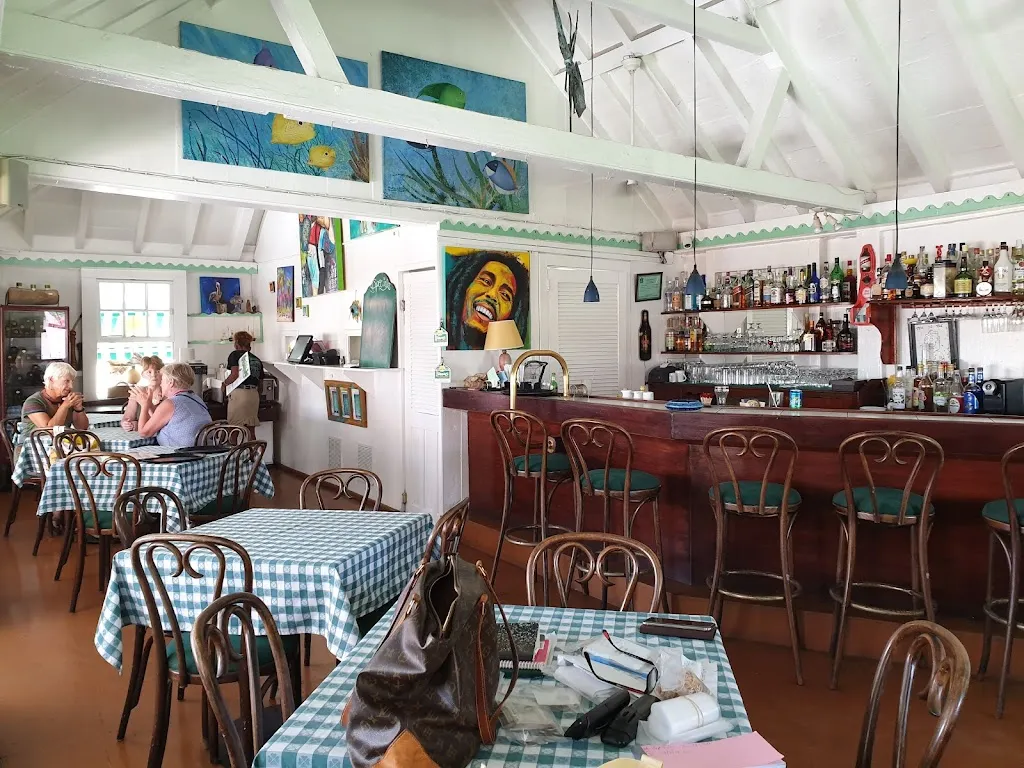 Hemingway's Caribbean Cafe_Antigua La_slider_image_1