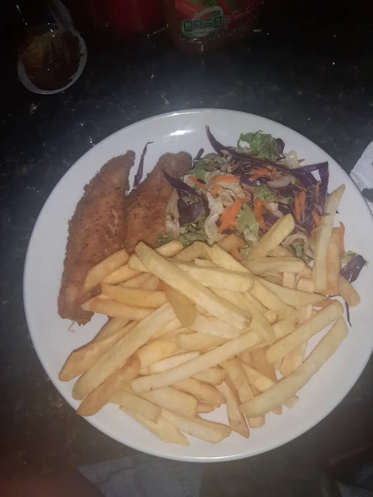 Amoci Clarke_BUBA's Hideout_Antigua La_review