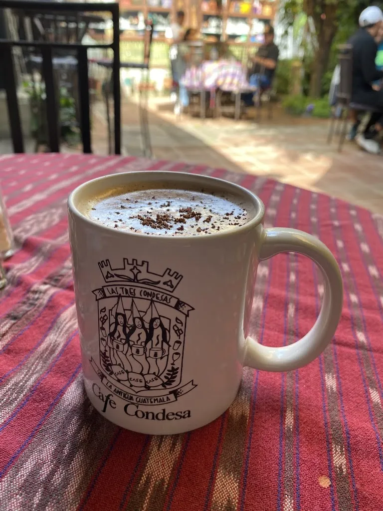 Antonia Morey_Café Condesa_Antigua La_review