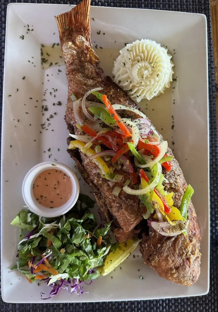 True Reviews _Beachlimerz_Antigua La_recensione