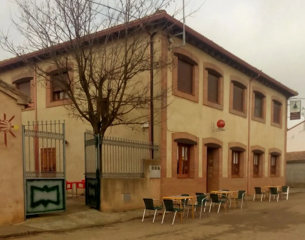 Hostal Restaurante Rivero_Bercianos del Real Camino_slider_image_3