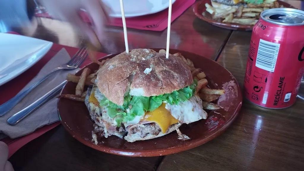 omar garcia antuña_La Giulia RestoBar_Boca de Huérgano_review