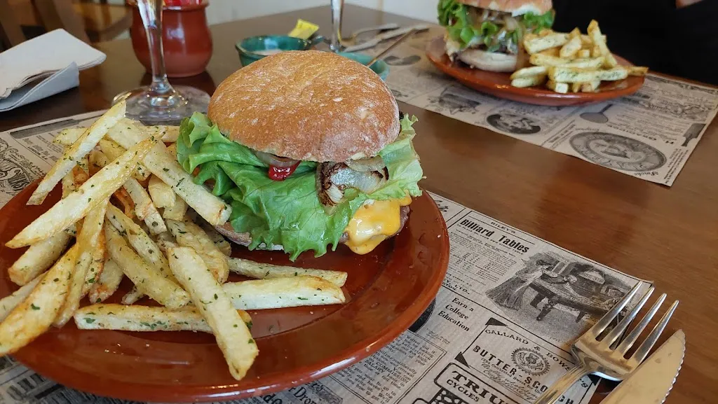 La Giulia RestoBar_Boca de Huérgano_slider_image_2