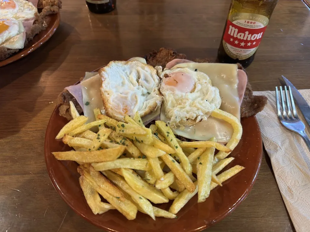 La Giulia RestoBar_Boca de Huérgano_slider_image_3