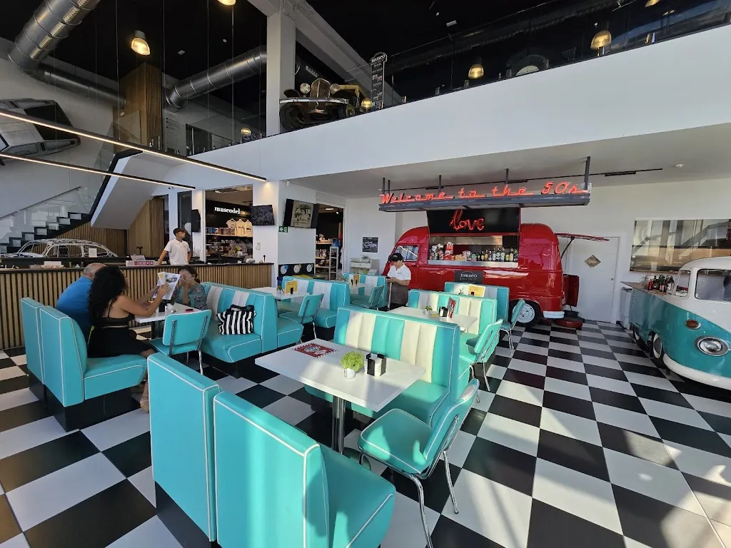 McFly’s diner & restaurant_Finestrat_slider_image_3