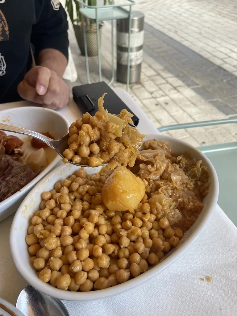 N B_Las Termas_Astorga_review