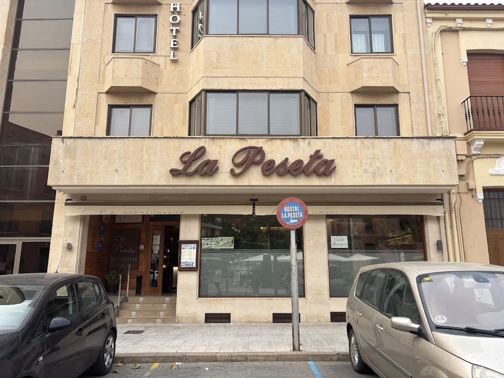 Hotel Restaurante La Peseta_Astorga_slider_image_3