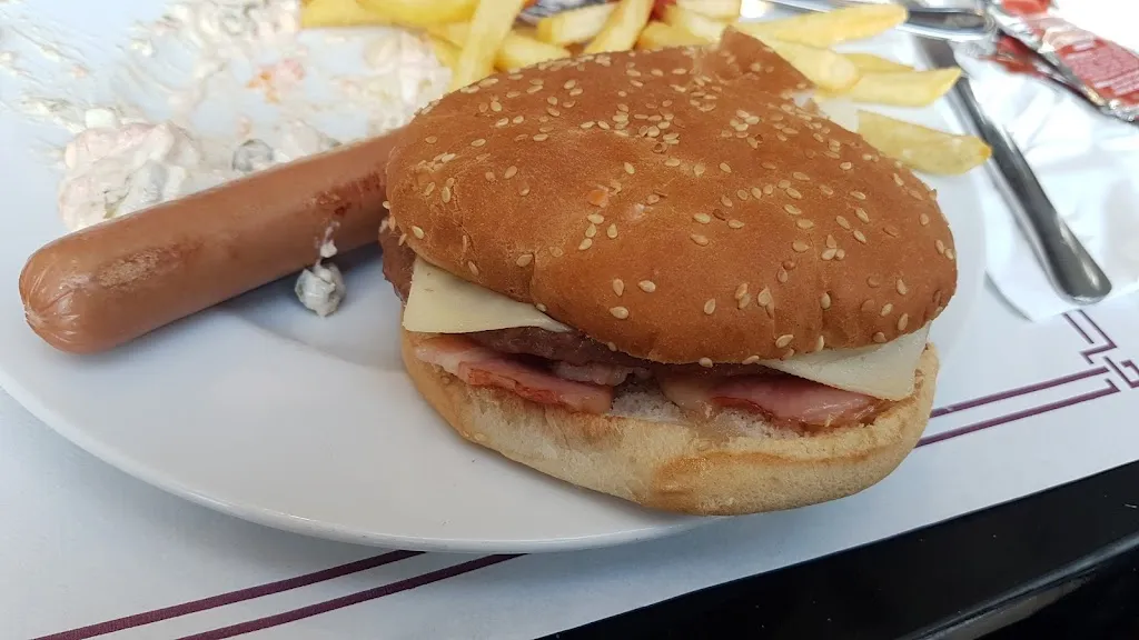 Alexey Korolev _Bar Burguer Goyo_Astorga_review