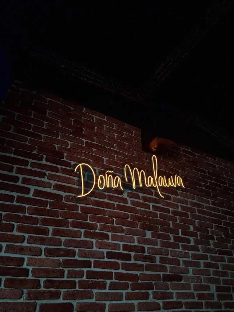 Eva Maria_Malauva_Astorga_review