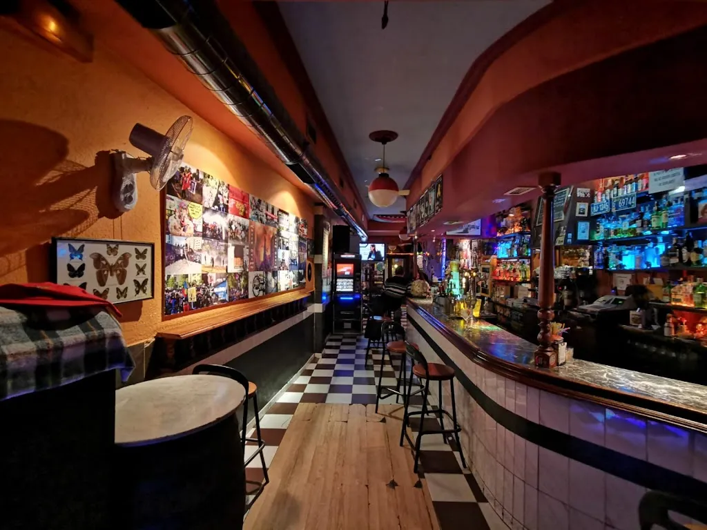 Cafe Kavafis Bar_Astorga_slider_image_3