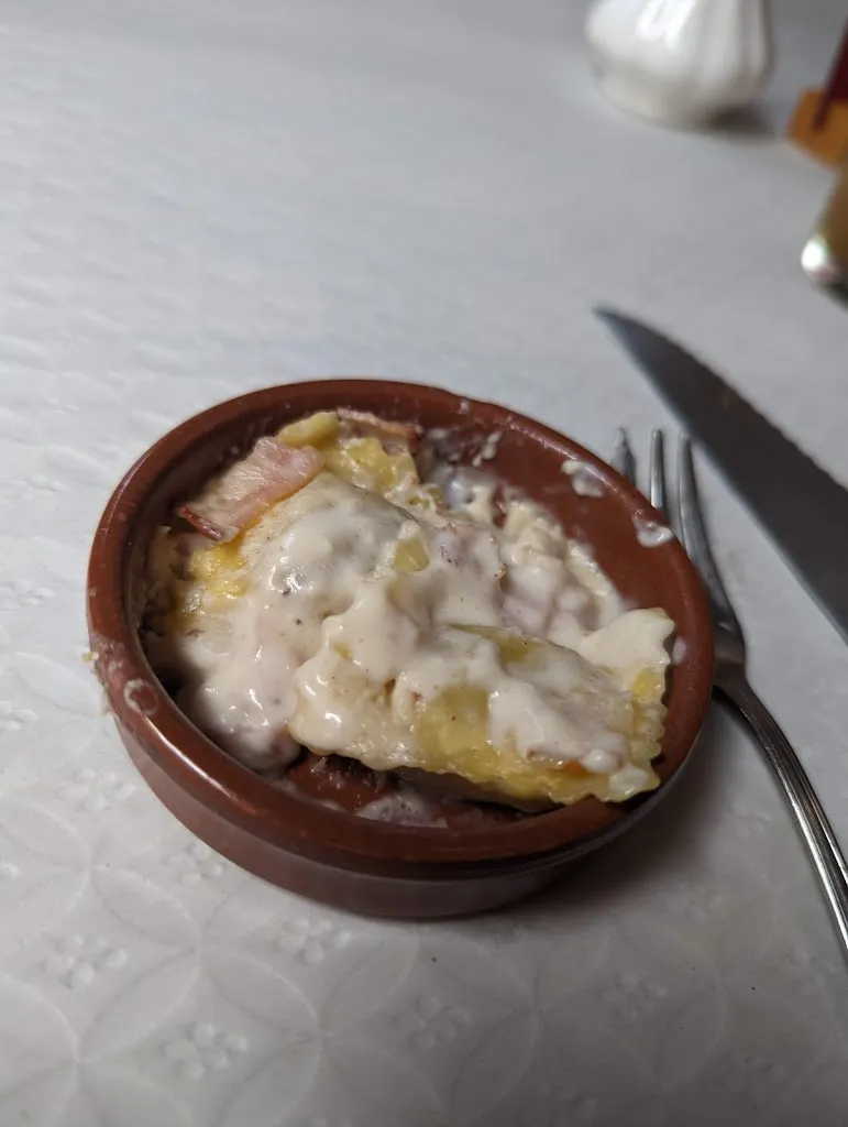 Chase Gale _Pizzería Venezia_Astorga_review