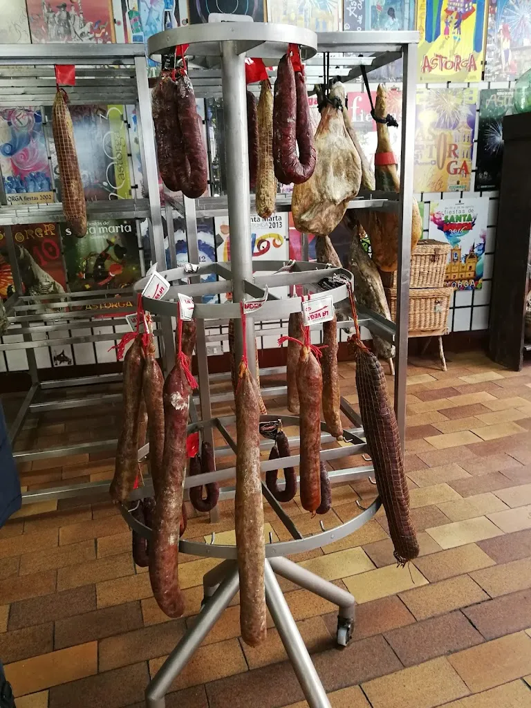 La JAMONERIA de MARTÍNEZ restaurant in Astorga