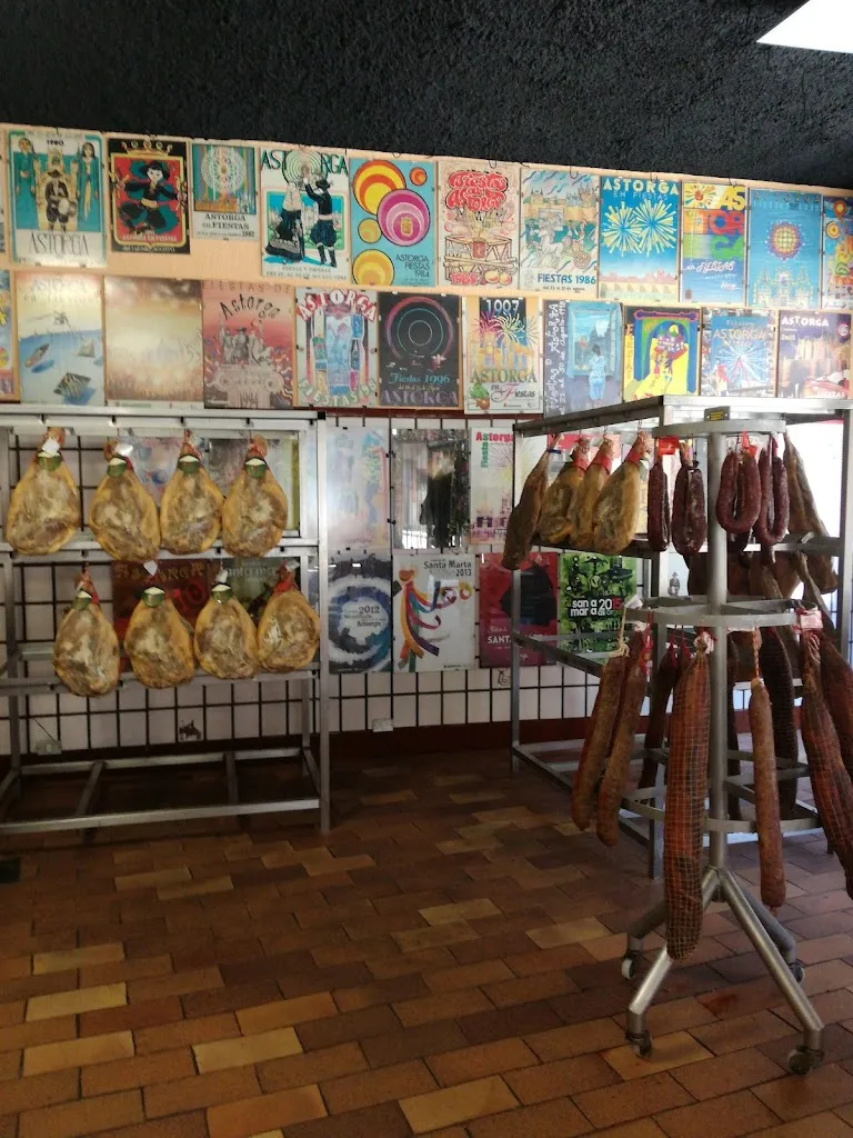 La JAMONERIA de MARTÍNEZ_Astorga_slider_image_3