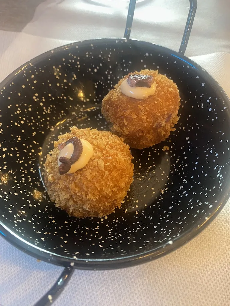 Raquel Galán Mateo_Meson O Pulpeiro_Bembibre_review