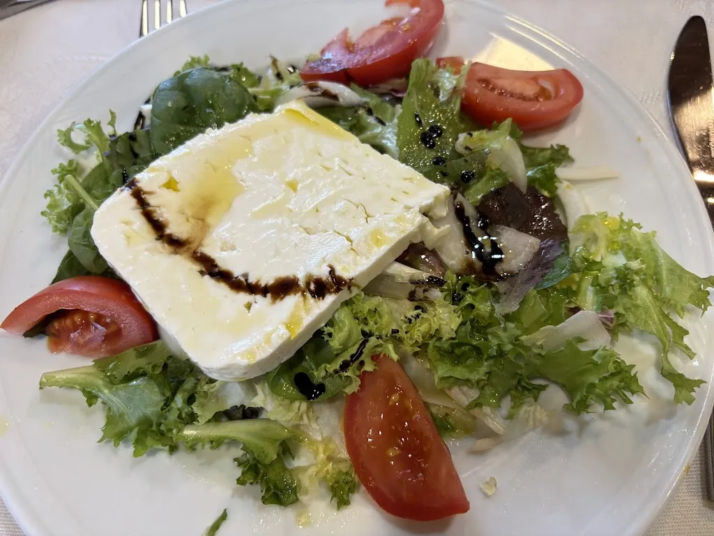 Mirian Cm_Mesón La Piedra Restaurante_Bembibre_review