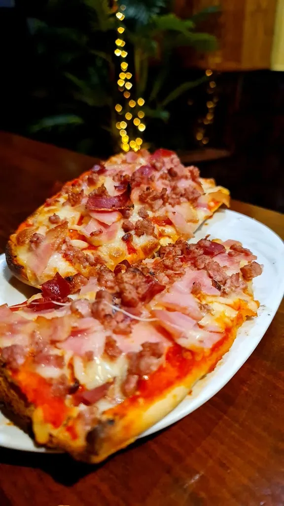 Rinachentto Pizzeria Bembibre restaurant in Bembibre