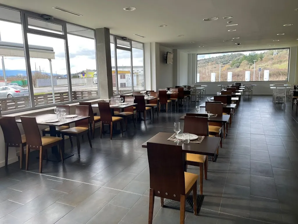 EN RUTA CAFETERIA RESTAURANTE restaurant in Bembibre