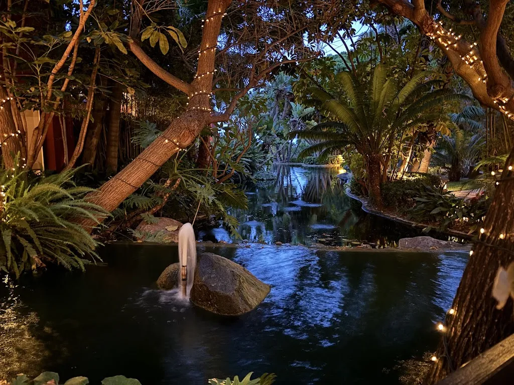 Gonzalo Pastor Osoro_In Black_Finestrat_review