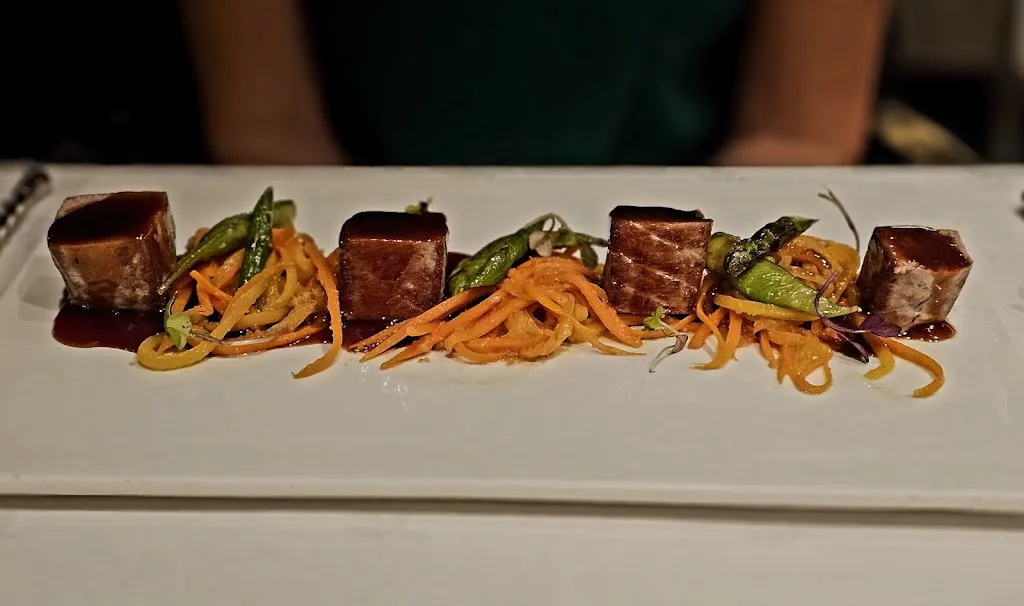 In Black_Finestrat_slider_image_2