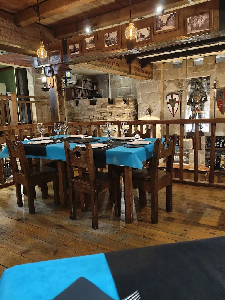 Restaurante Moja El Gallo_Bañeza La_slider_image_1