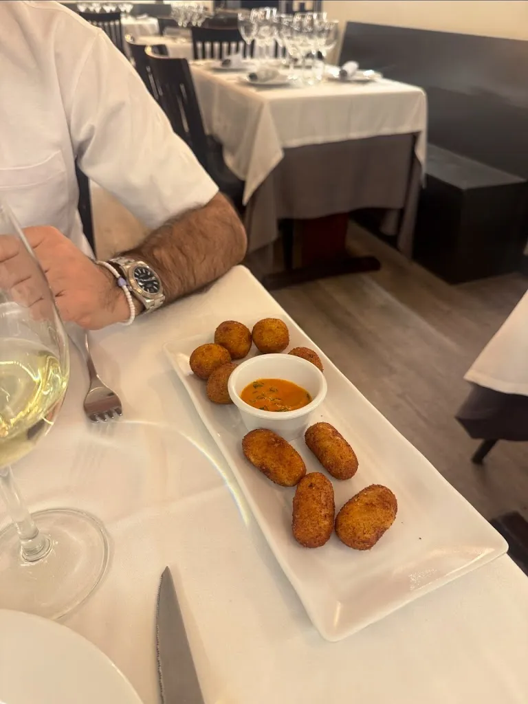 Anna_Taberna Ilustrada El Capricho_Bañeza La_review