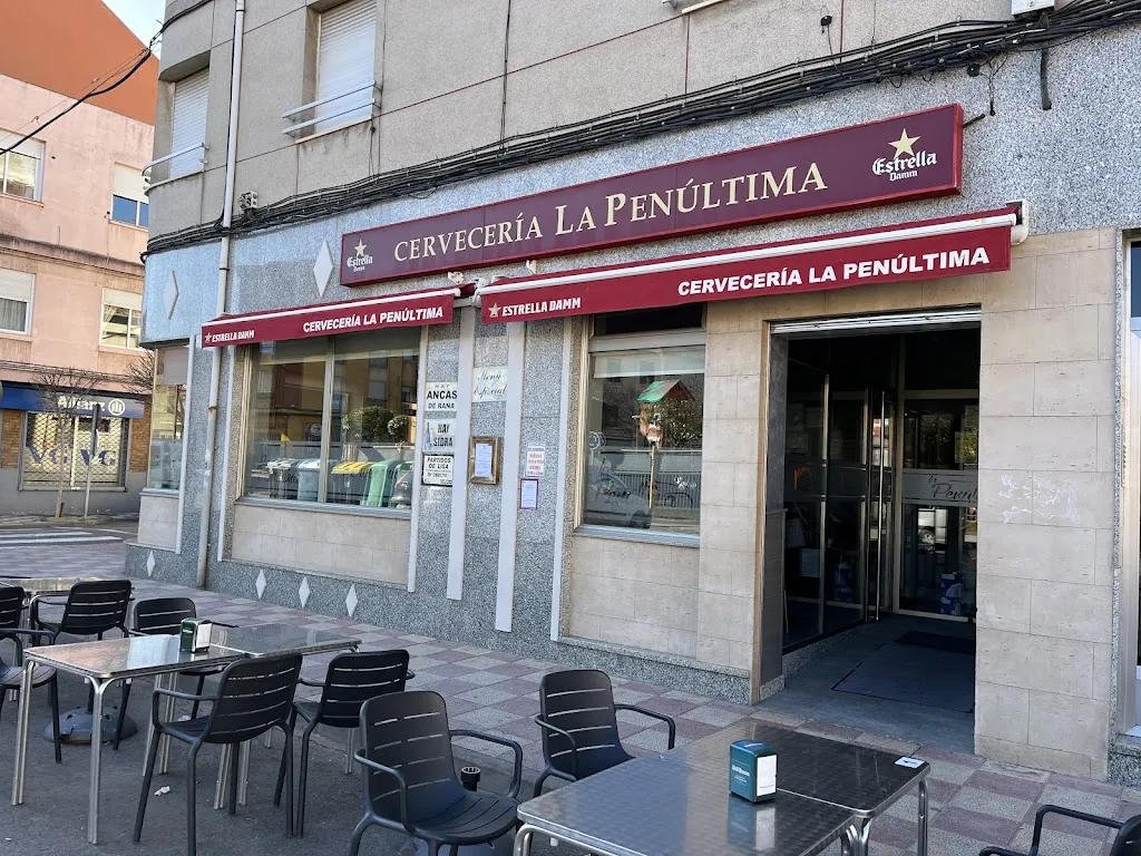 La Penúltima cervecería restaurant in Bañeza La