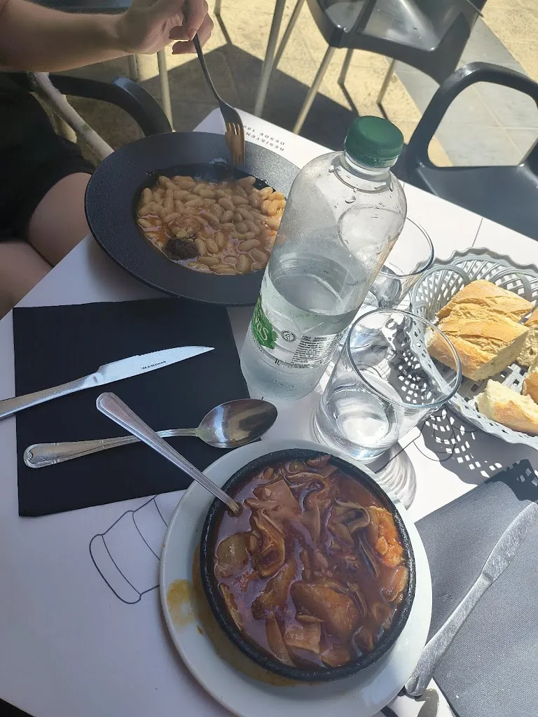 Sandra Garcia_Bar La Calleja_Bañeza La_review