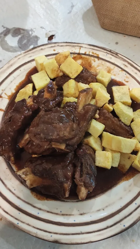 Maximiliano Troilo_Bar La Calleja_Bañeza La_review