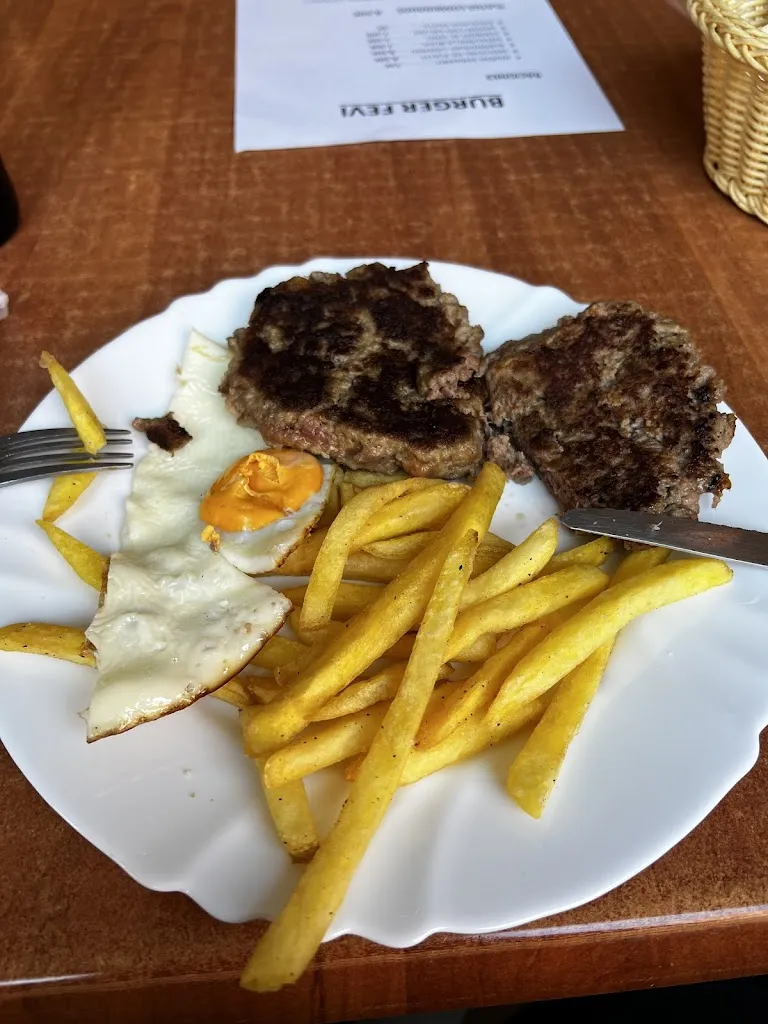 Tom Valderrama_BURGER FEVI_Bañeza La_recensione