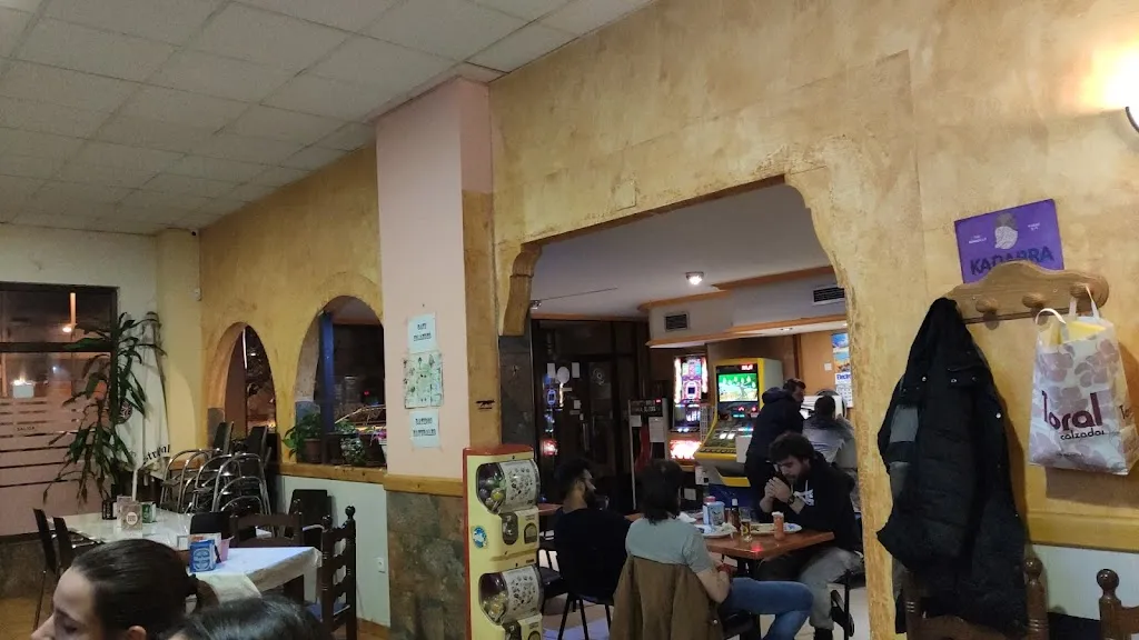 Francisco Manuel Sampedro._BURGER FEVI_Bañeza La_recensione