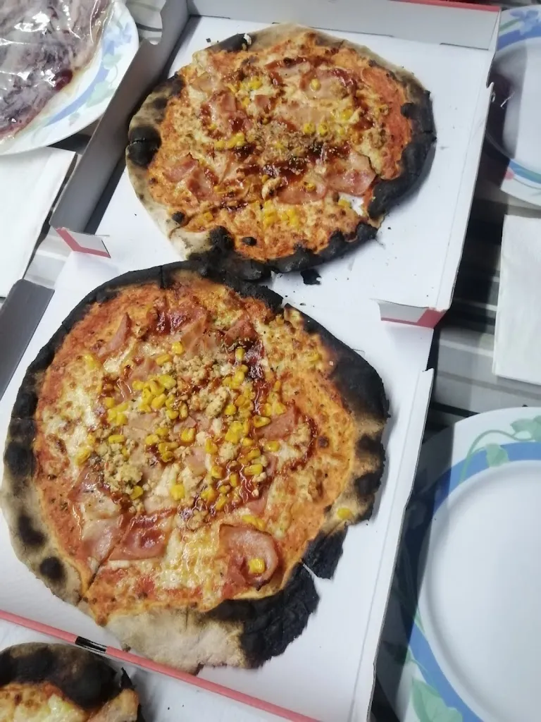 Paqui Dominguez Robles_Pizzeria Valle_Bañeza La_review