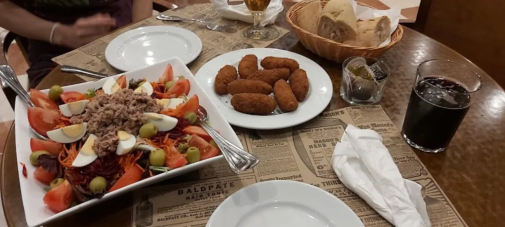 Menu_Apartahotel y Restaurante Infanta Mercedes_Bañeza La_immagine_3