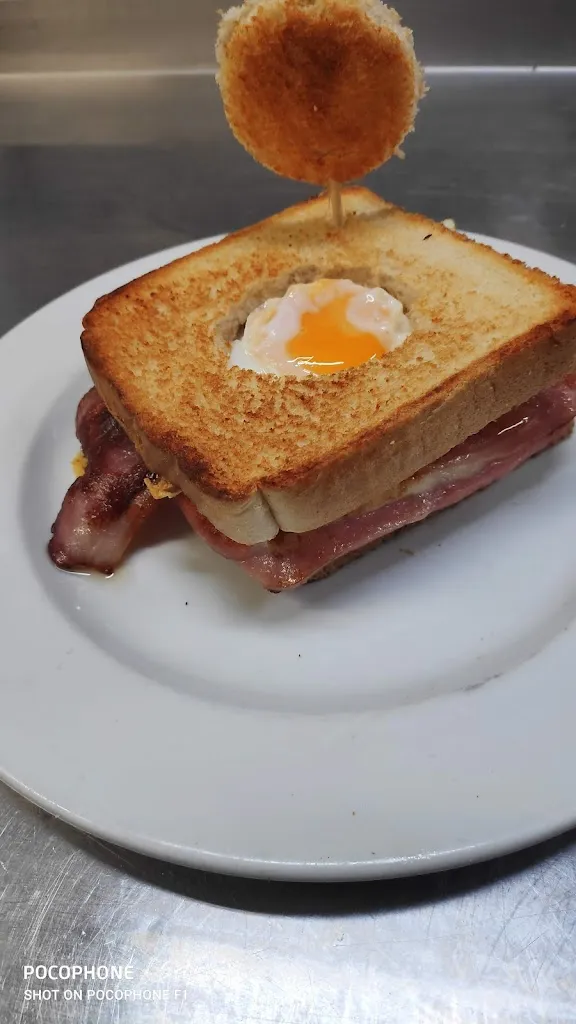 Menu_Apartahotel y Restaurante Infanta Mercedes_Bañeza La_immagine_5