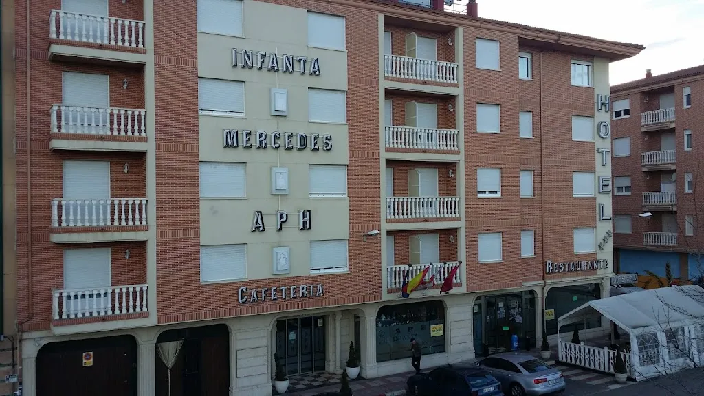 Apartahotel y Restaurante Infanta Mercedes restaurant in Bañeza La