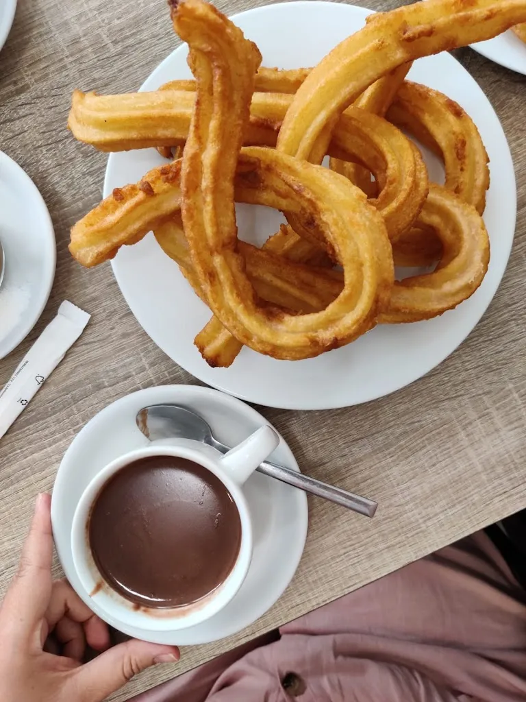 Cafetería Churrería Ulises restaurant in Bañeza La