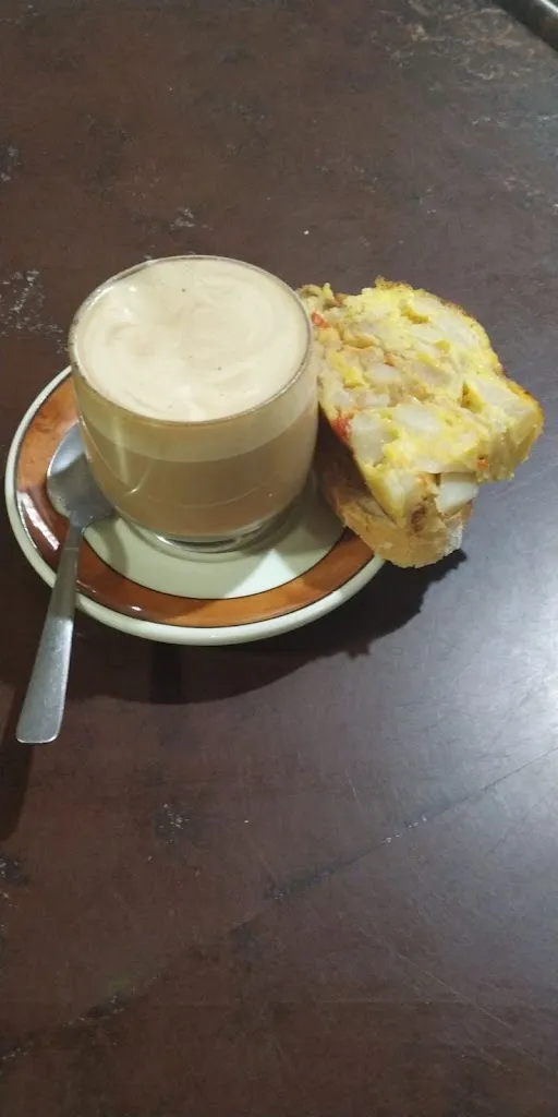 Menu_Café bar Clemen_Bustillo del Páramo_image_4