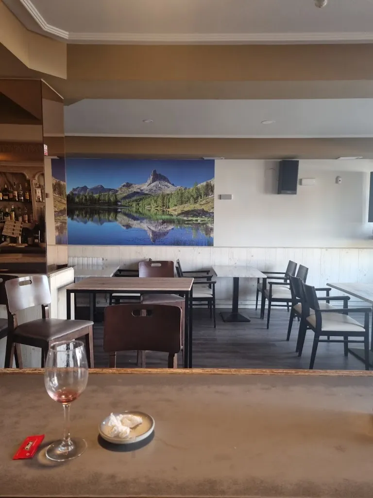 Cafetería Covi restaurant in Bustillo del Páramo