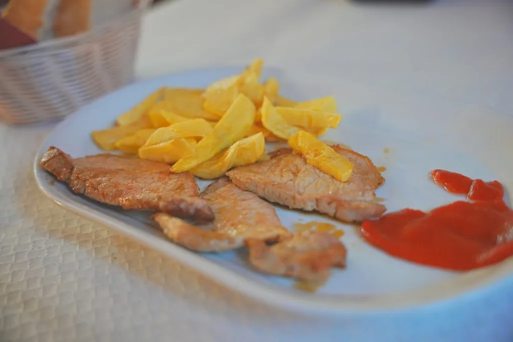 Menu_Hotel Piedras Blancas_Burgo Ranero El_immagine_4