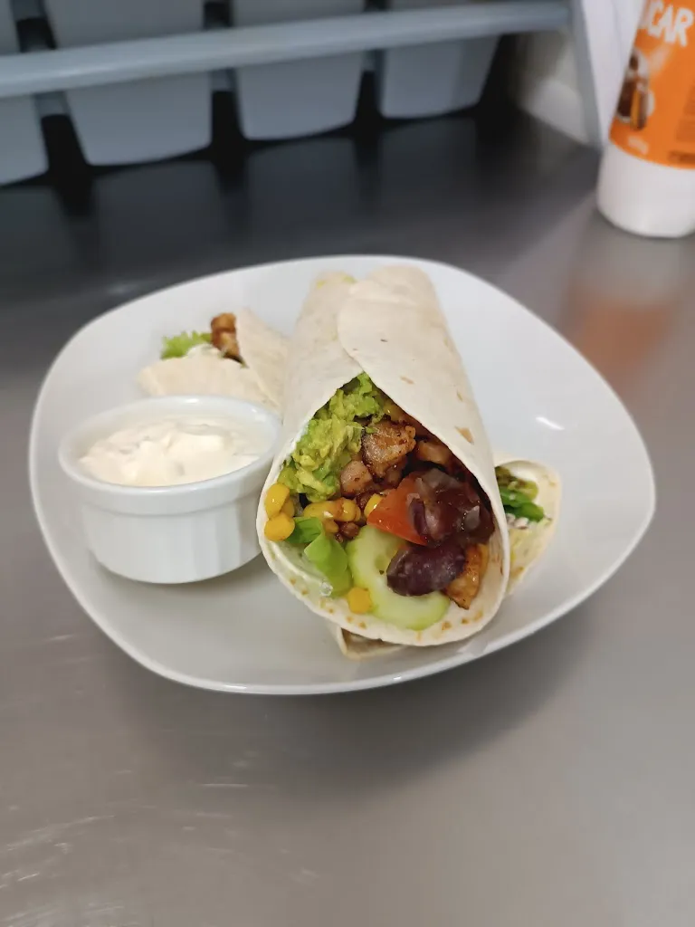 Menu_Bianca's._Hondón de los Frailes_image_8