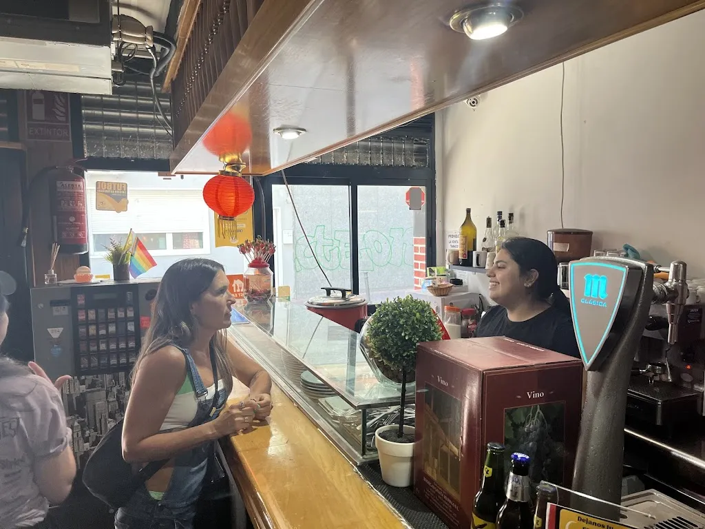 Melissa Abache_La Mansión del Chowfan_Candín_review