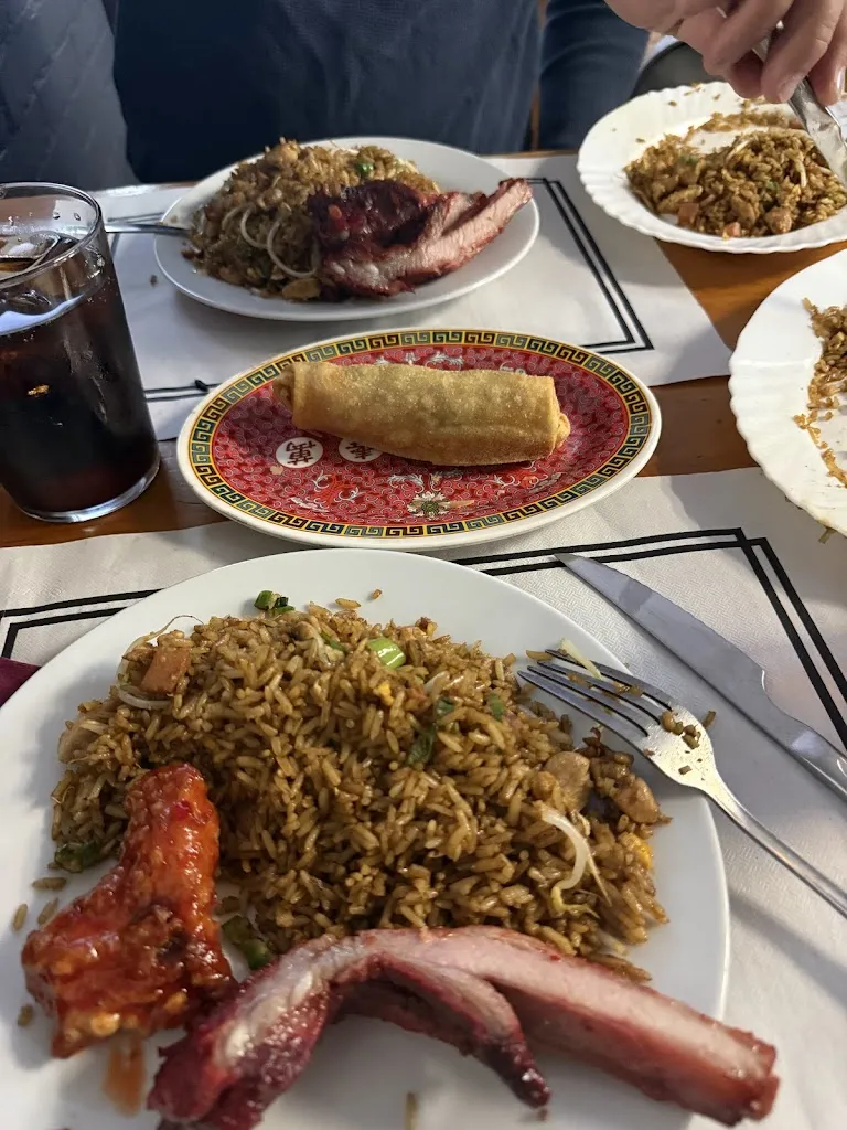 Nereida Del Carmen Devia Guerrero_La Mansión del Chowfan_Candín_review