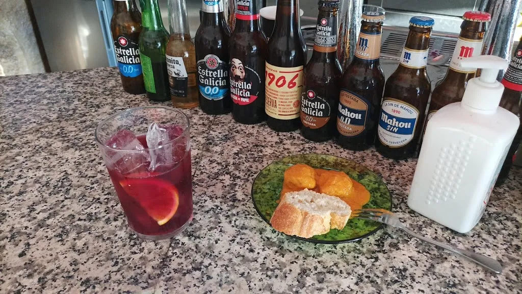 amansalva willy_Rest-Bar Buen provecho_Cármenes_review