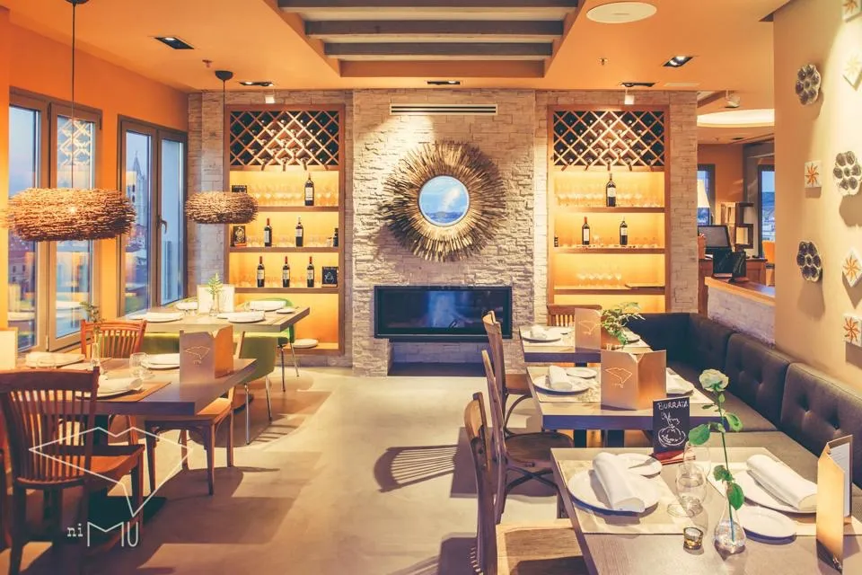 niMÚ Azotea ristorante a Benuza