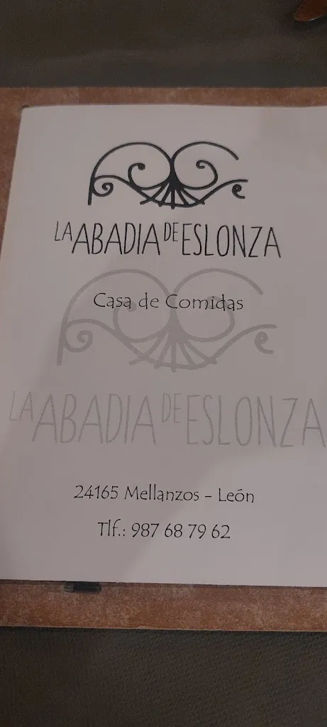ramiro diaz alonso_La Abadía de Eslonza_Benuza_recensione