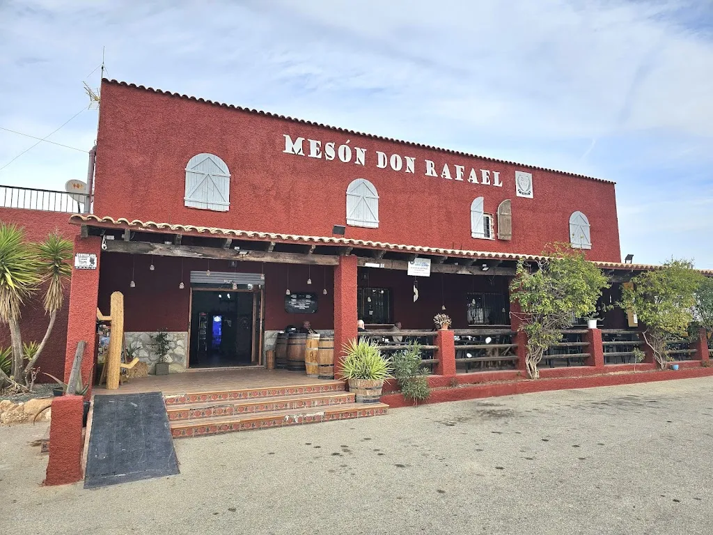 Mesón Don Rafael_Hondón de los Frailes_slider_image_1