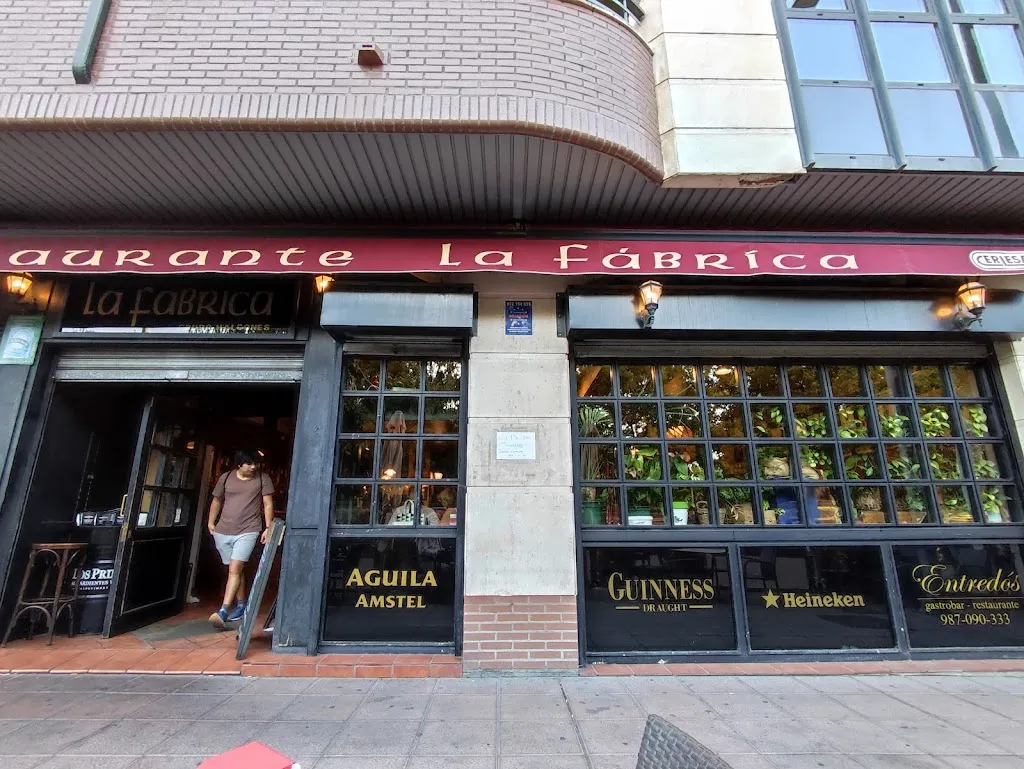 Restaurante La Fábrica_Benuza_slider_image_2