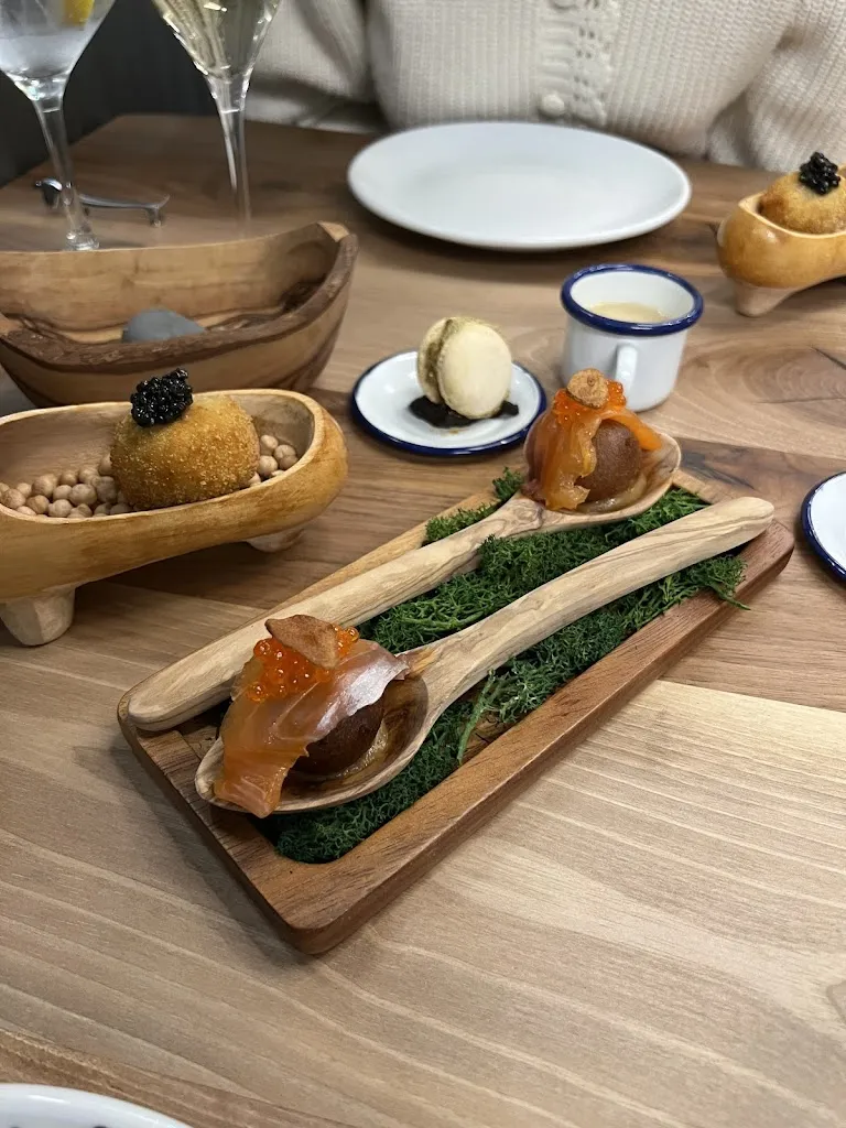 Dan B_Cocina con MiMo_Benuza_recensione